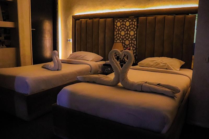 Golden Pyramids Inn image