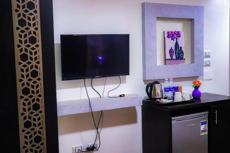 Golden Pyramids Inn image