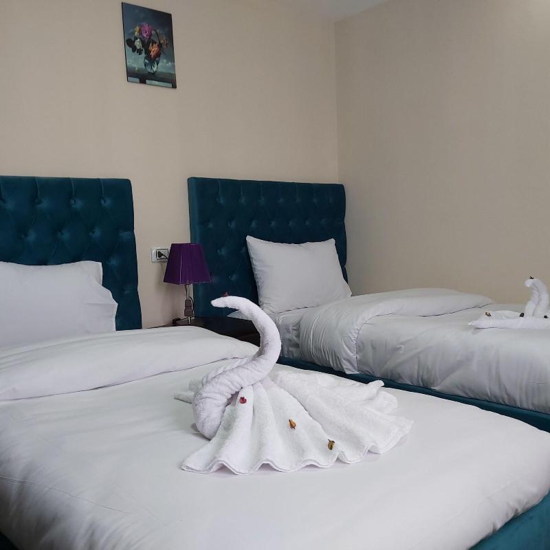 Golden Pyramids Inn image
