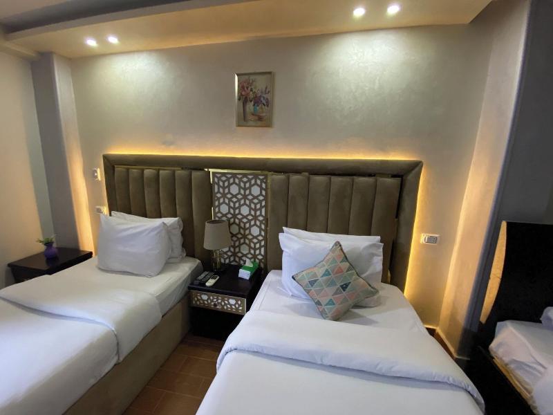 Golden Pyramids Inn image