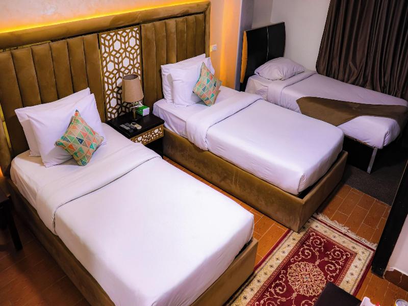 Golden Pyramids Inn image