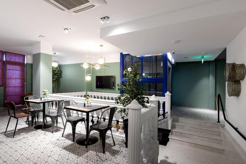 Vera Hills Boutique Hotel image