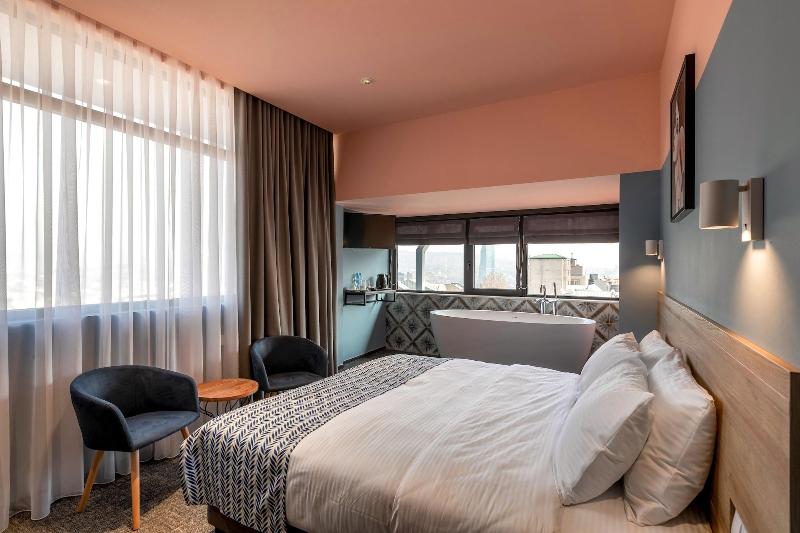 Vera Hills Boutique Hotel image