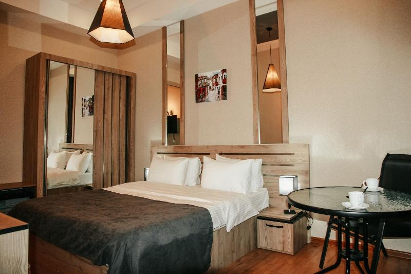 City Heart Hotel image
