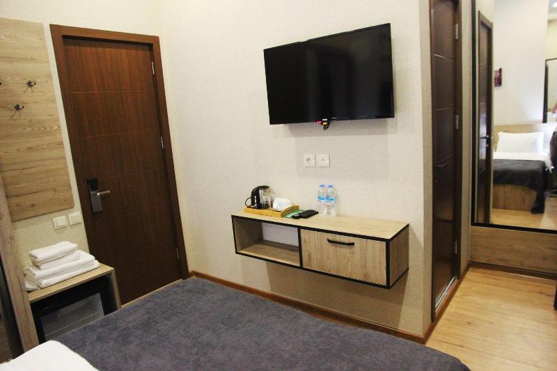 City Heart Hotel image