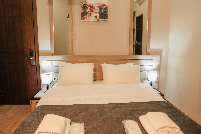 City Heart Hotel image