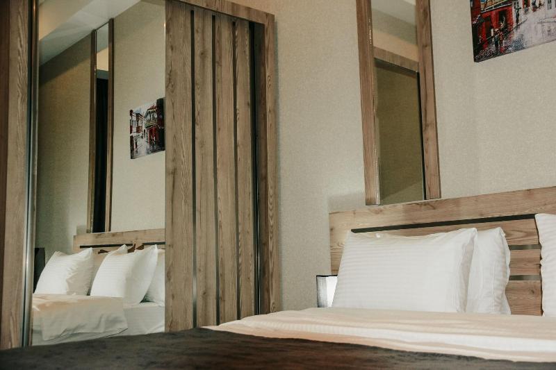 City Heart Hotel image