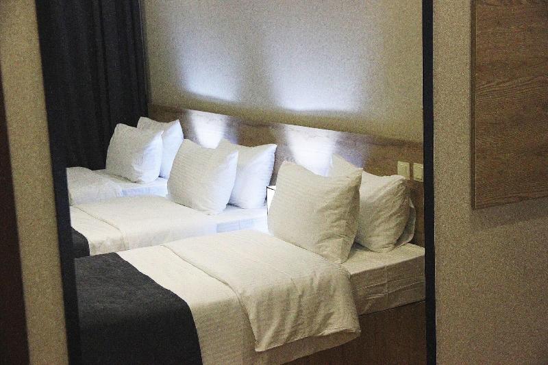 City Heart Hotel image