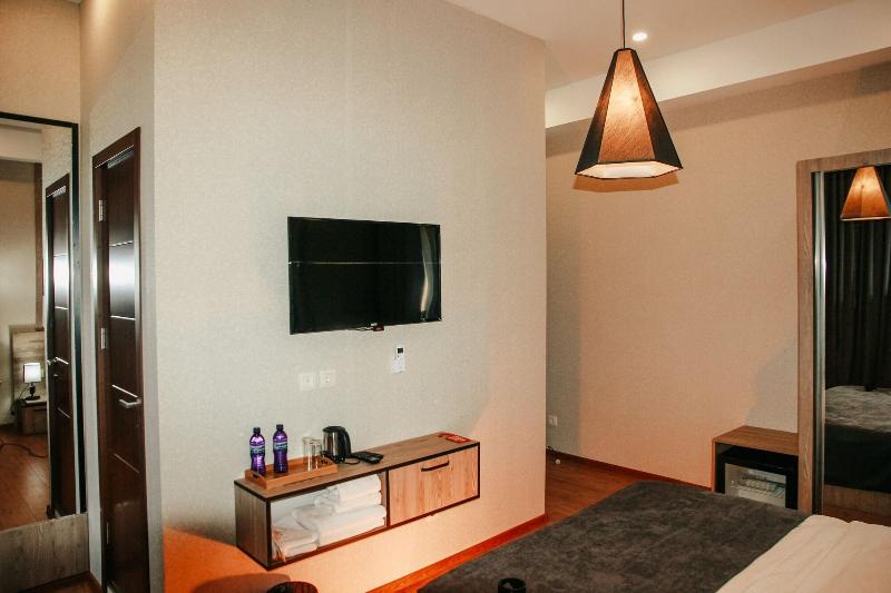 City Heart Hotel image