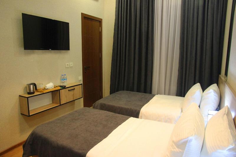 City Heart Hotel image