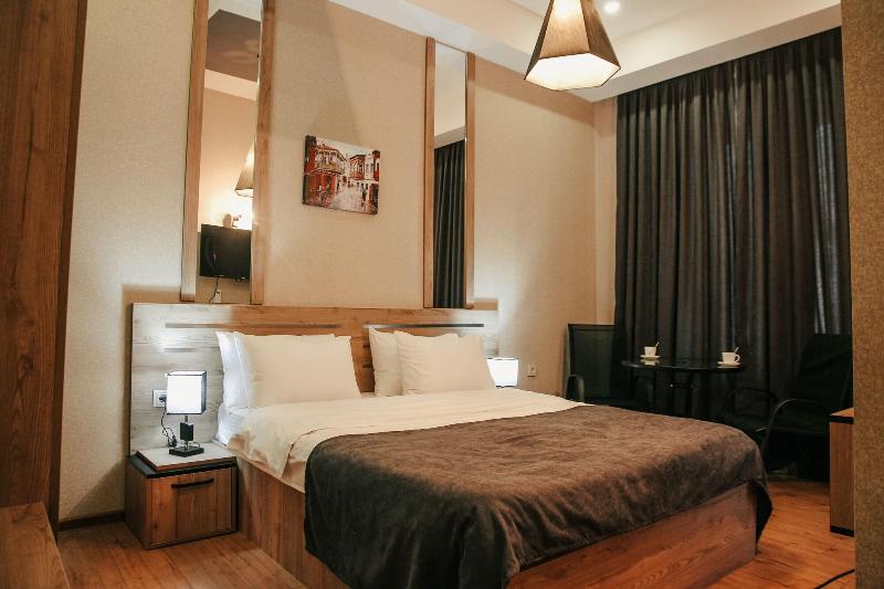 City Heart Hotel image