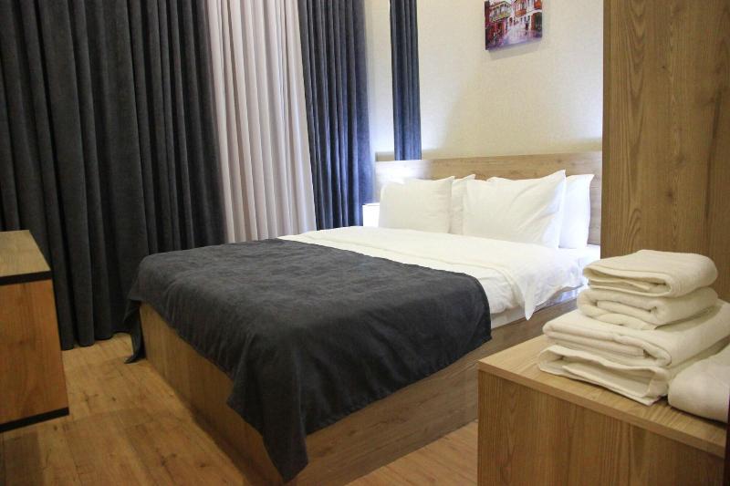 City Heart Hotel image