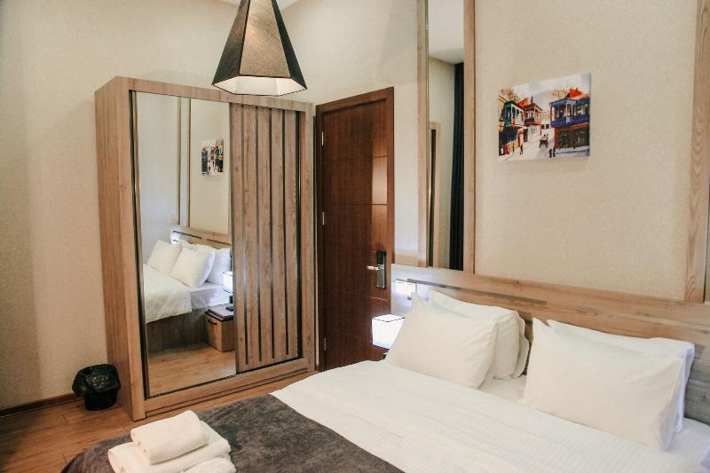 City Heart Hotel image