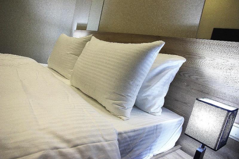 City Heart Hotel image