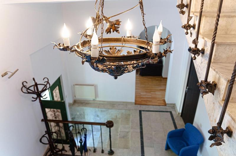 Biblioteka Hotel Rustaveli image