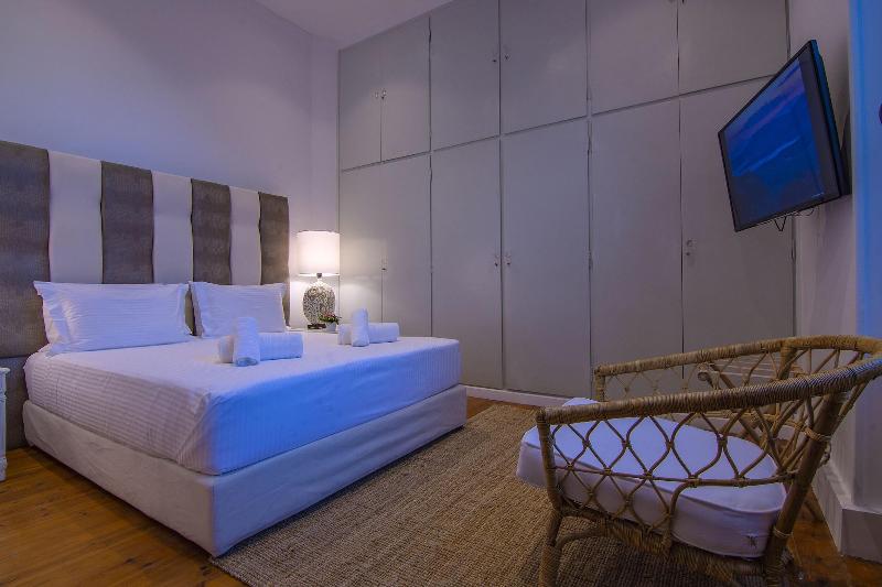 Art Pantheon - Suites & Apartments image