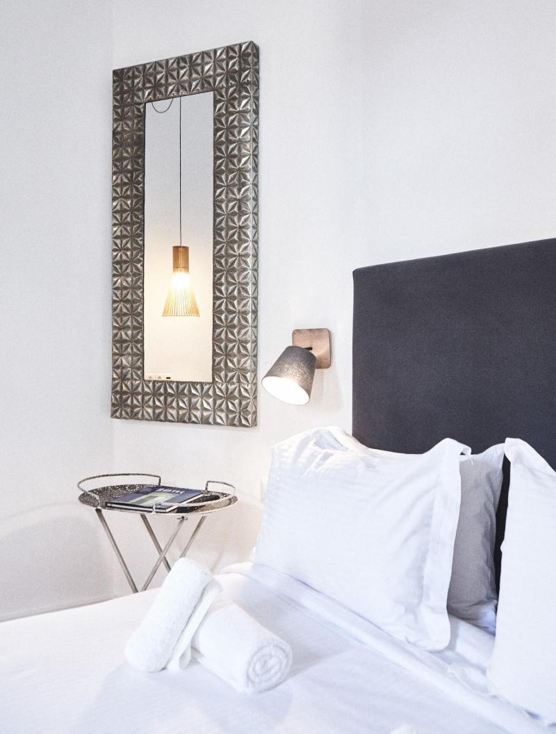 Art Pantheon - Suites & Apartments image