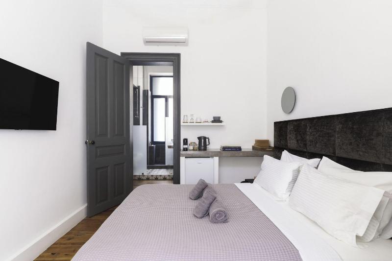 Art Pantheon - Suites & Apartments image