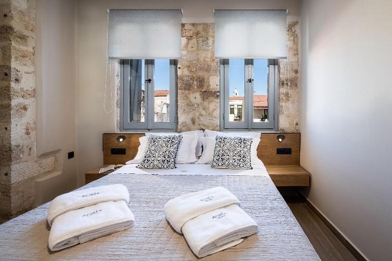 Aoria Estate Old Port image