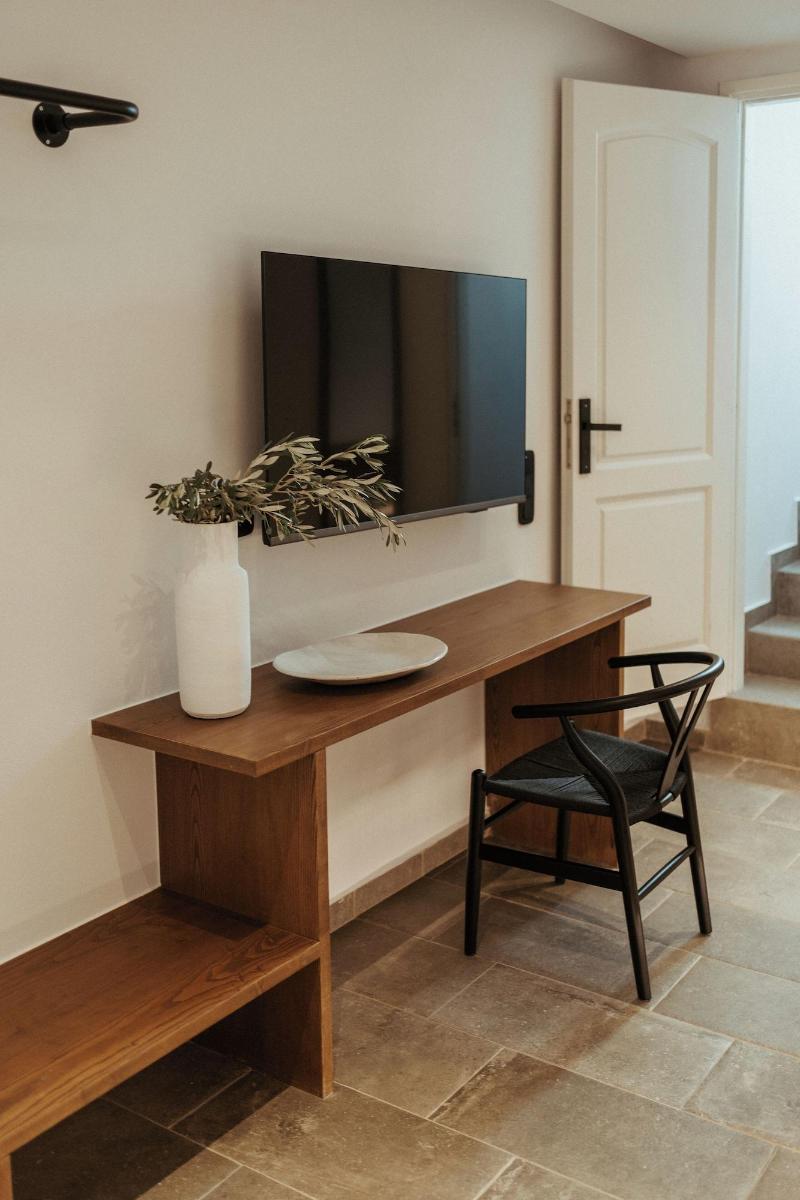 Lefteris Studios image