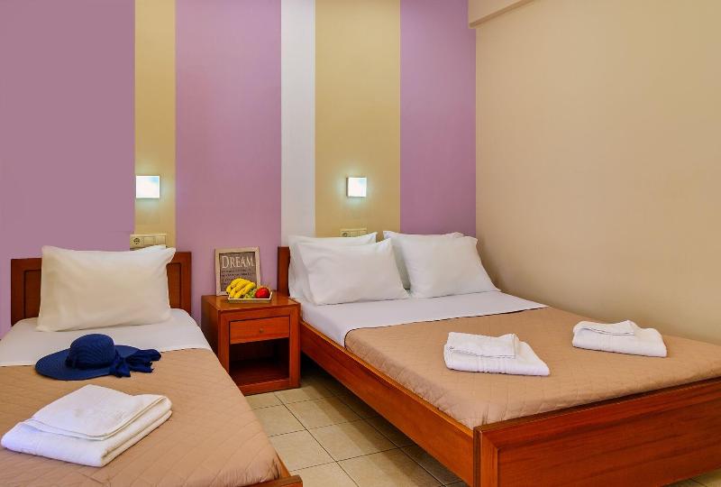Relax Apartments & Studios image