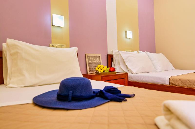 Relax Apartments & Studios image