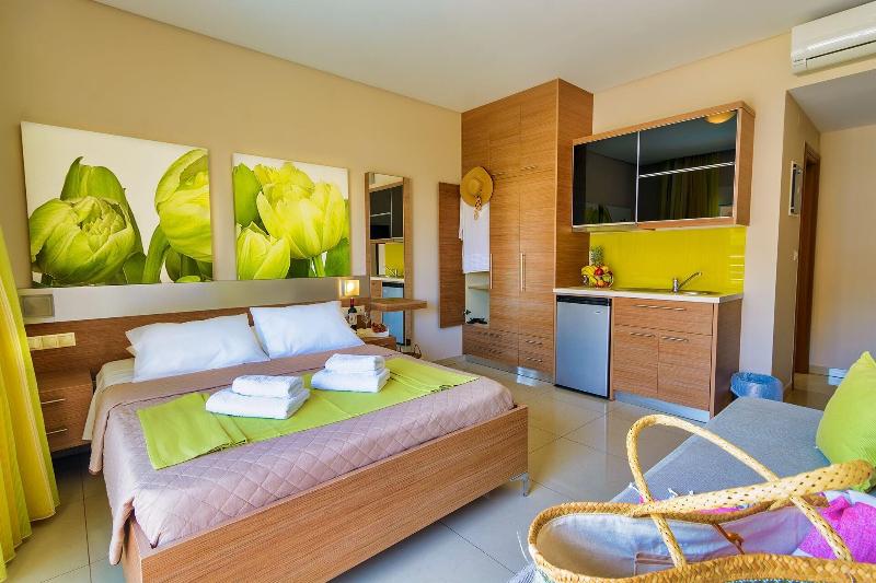 Relax Apartments & Studios image