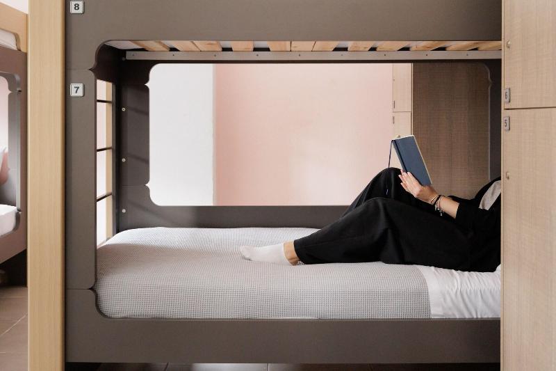 Local Hostel & Suites image