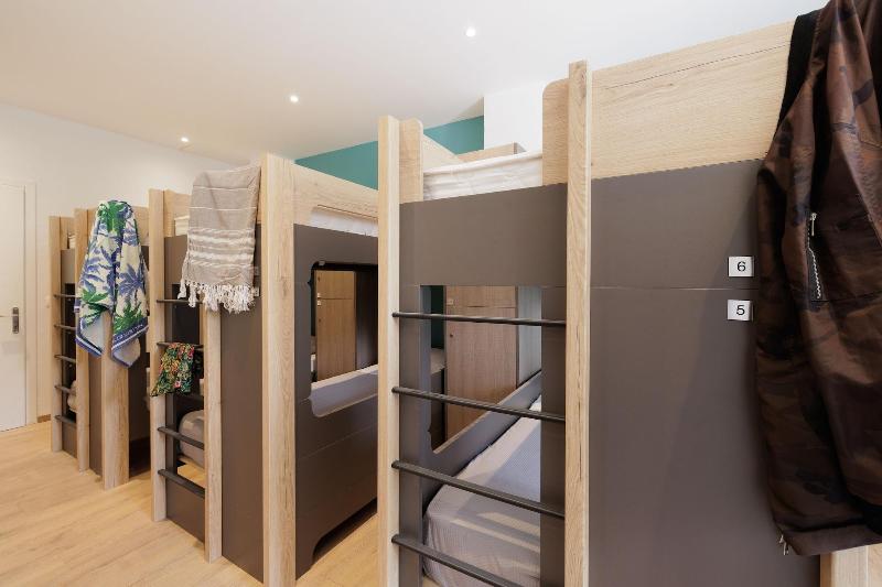 Local Hostel & Suites image