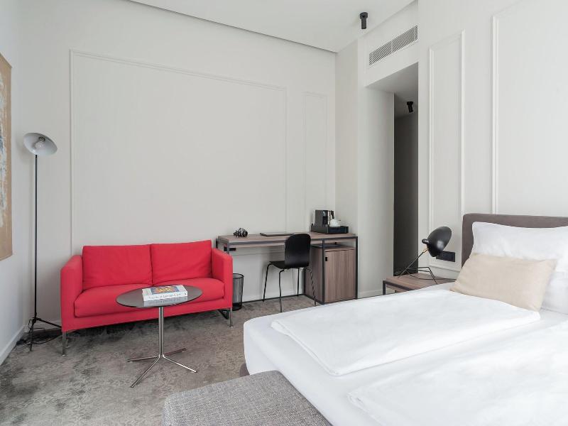 Manda Heritage Hotel image