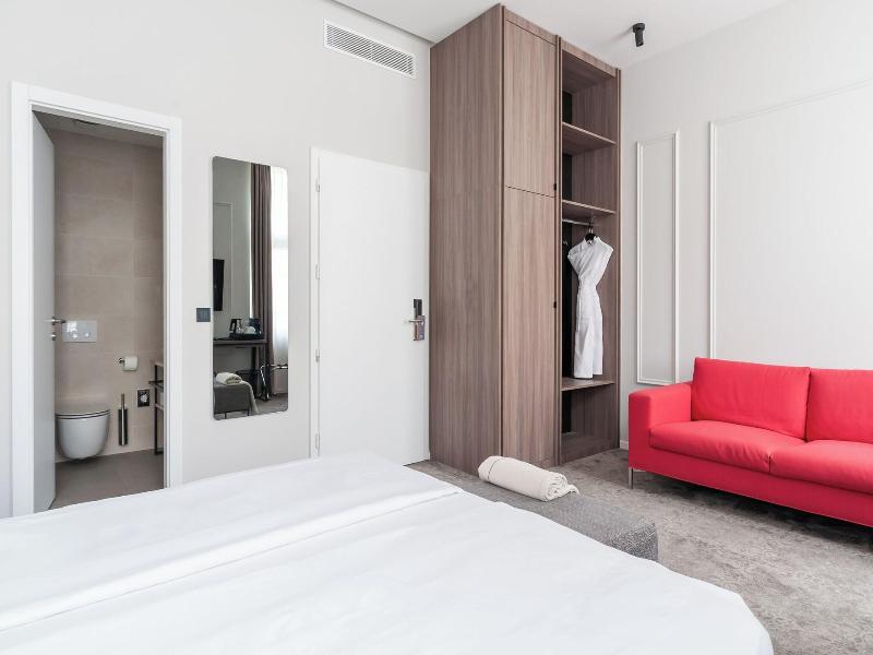 Manda Heritage Hotel image