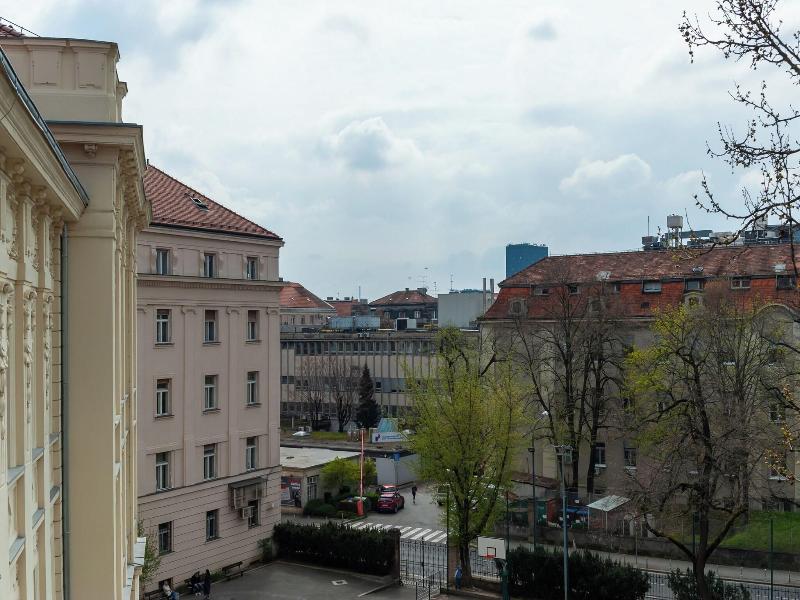 Manda Heritage Hotel image