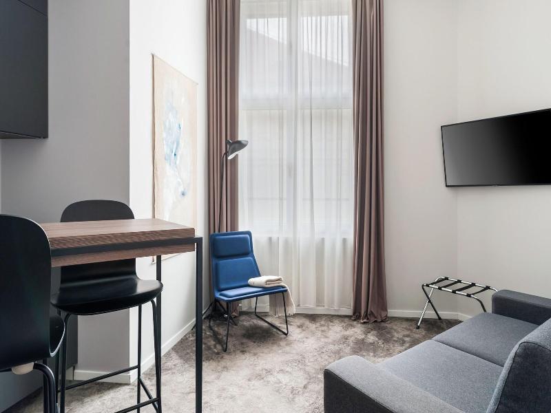 Manda Heritage Hotel image