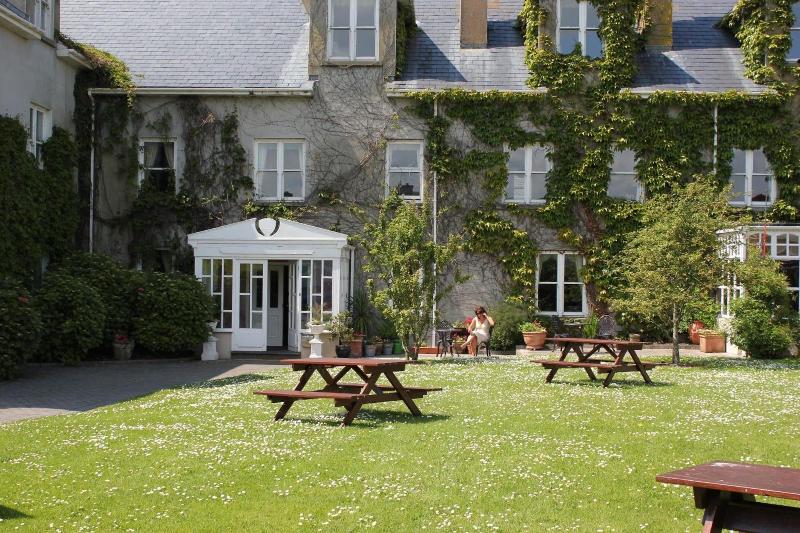 Kilcoolys Country House Hotel image