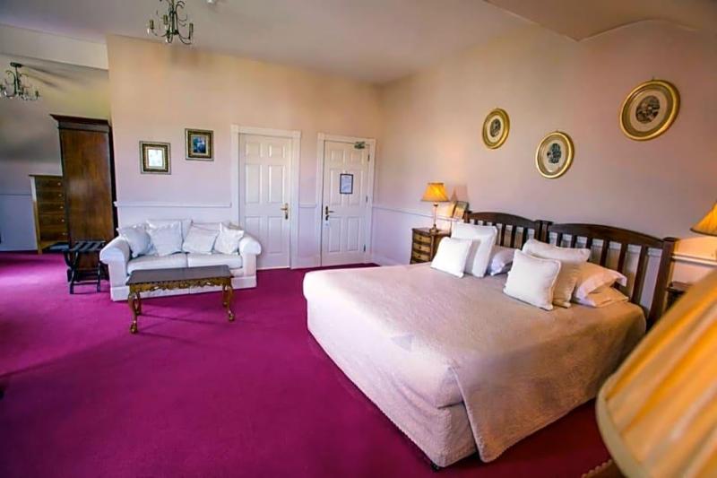 Kilcoolys Country House Hotel image