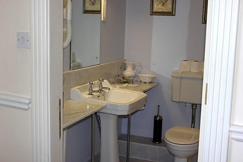 Kilcoolys Country House Hotel image