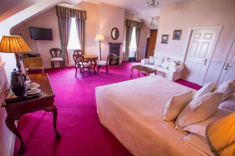 Kilcoolys Country House Hotel image