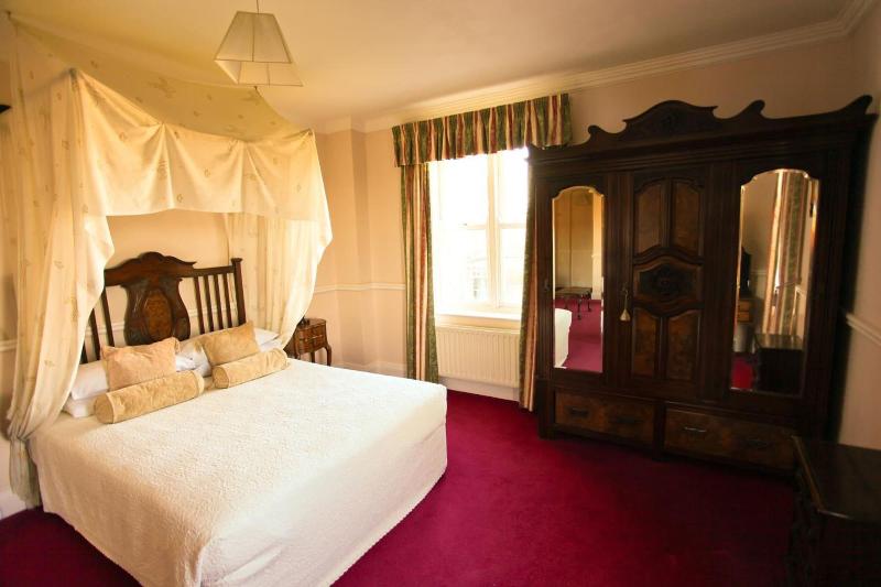 Kilcoolys Country House Hotel image