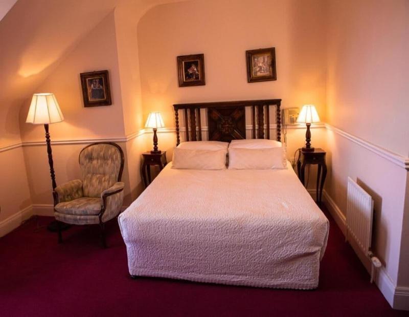 Kilcoolys Country House Hotel image