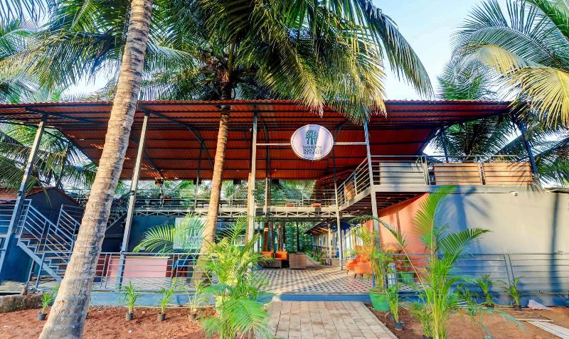 Treebo Trend Morjim Banyan Resort image
