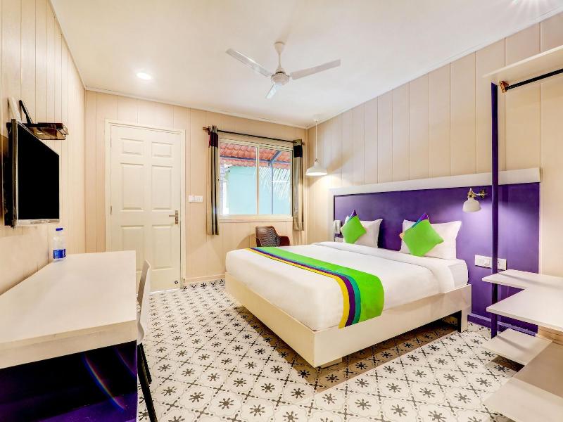 Treebo Trend Morjim Banyan Resort image