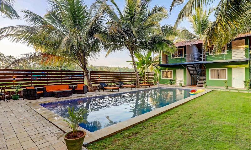 Treebo Trend Morjim Banyan Resort image