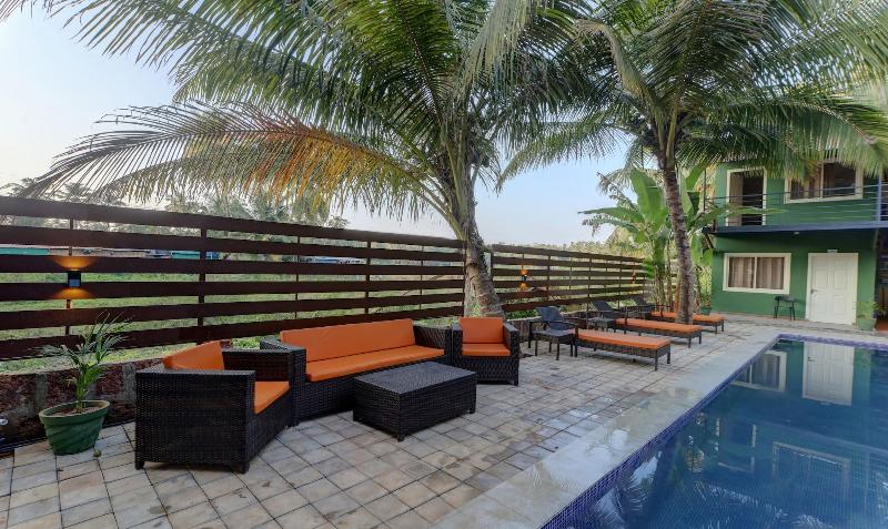 Treebo Trend Morjim Banyan Resort image