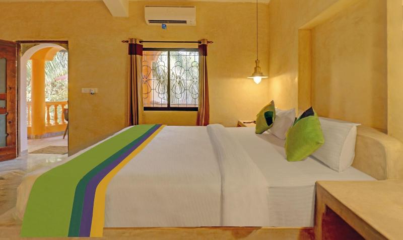 Treebo Trend Morjim Banyan Resort image