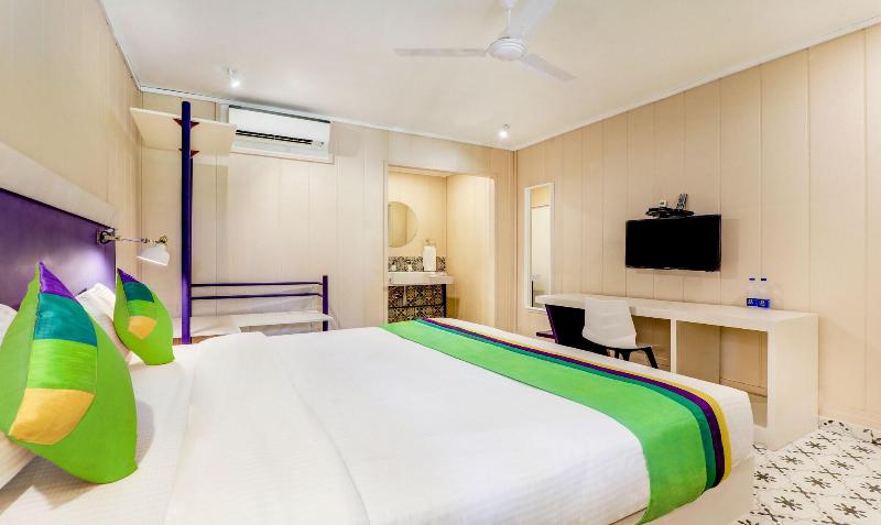 Treebo Trend Morjim Banyan Resort image