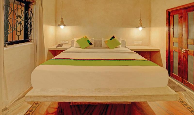 Treebo Trend Morjim Banyan Resort image