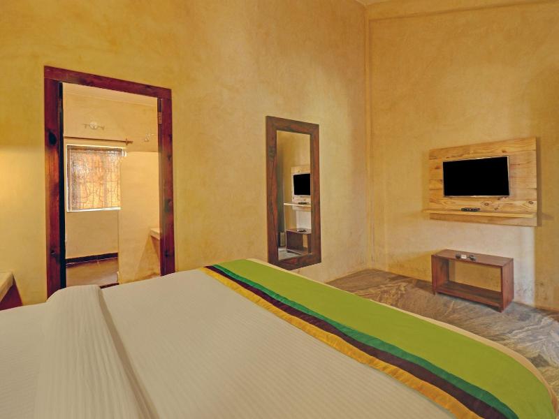 Treebo Trend Morjim Banyan Resort image