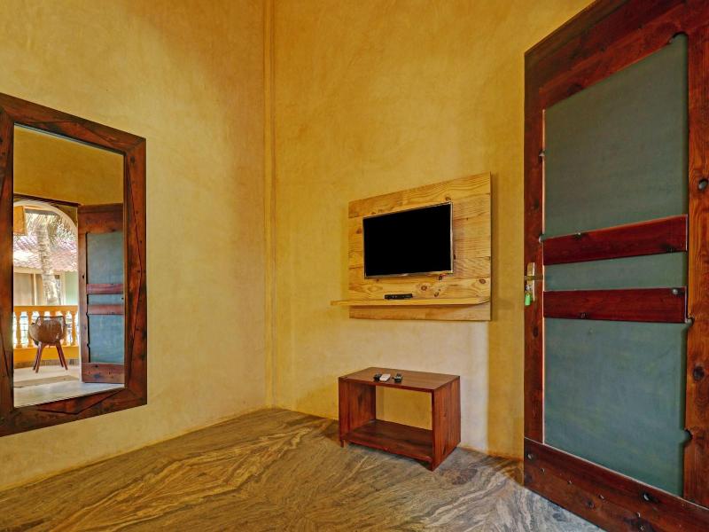 Treebo Trend Morjim Banyan Resort image