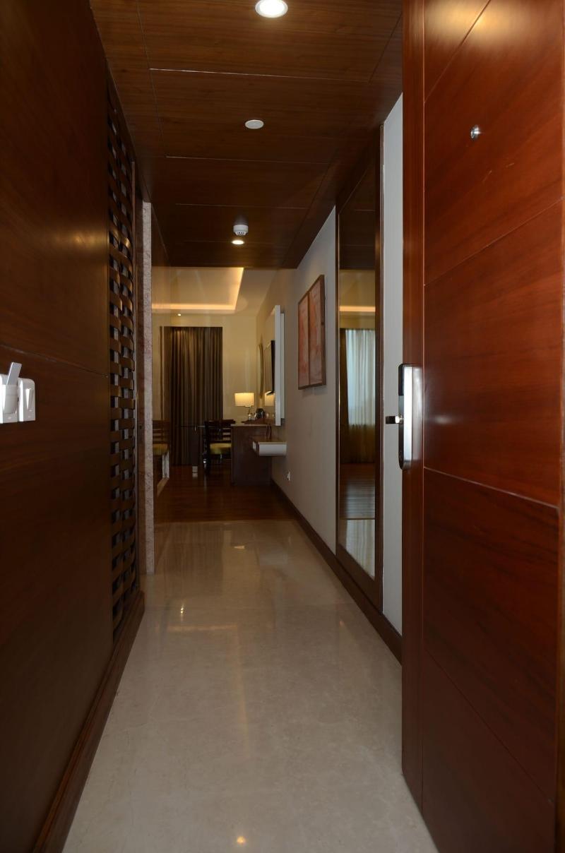 Viraj Sarovar Portico