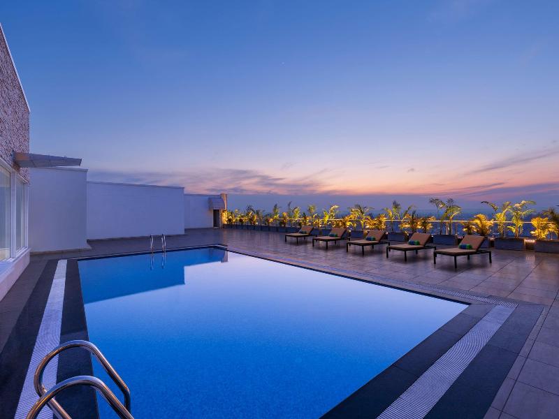 Viraj Sarovar Portico
